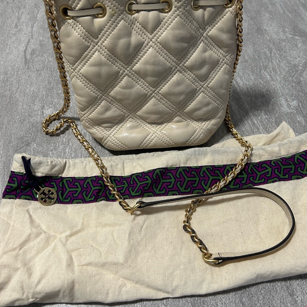 Tory Burch Cream Mini Quilted Bag - Picture 4 of 4
